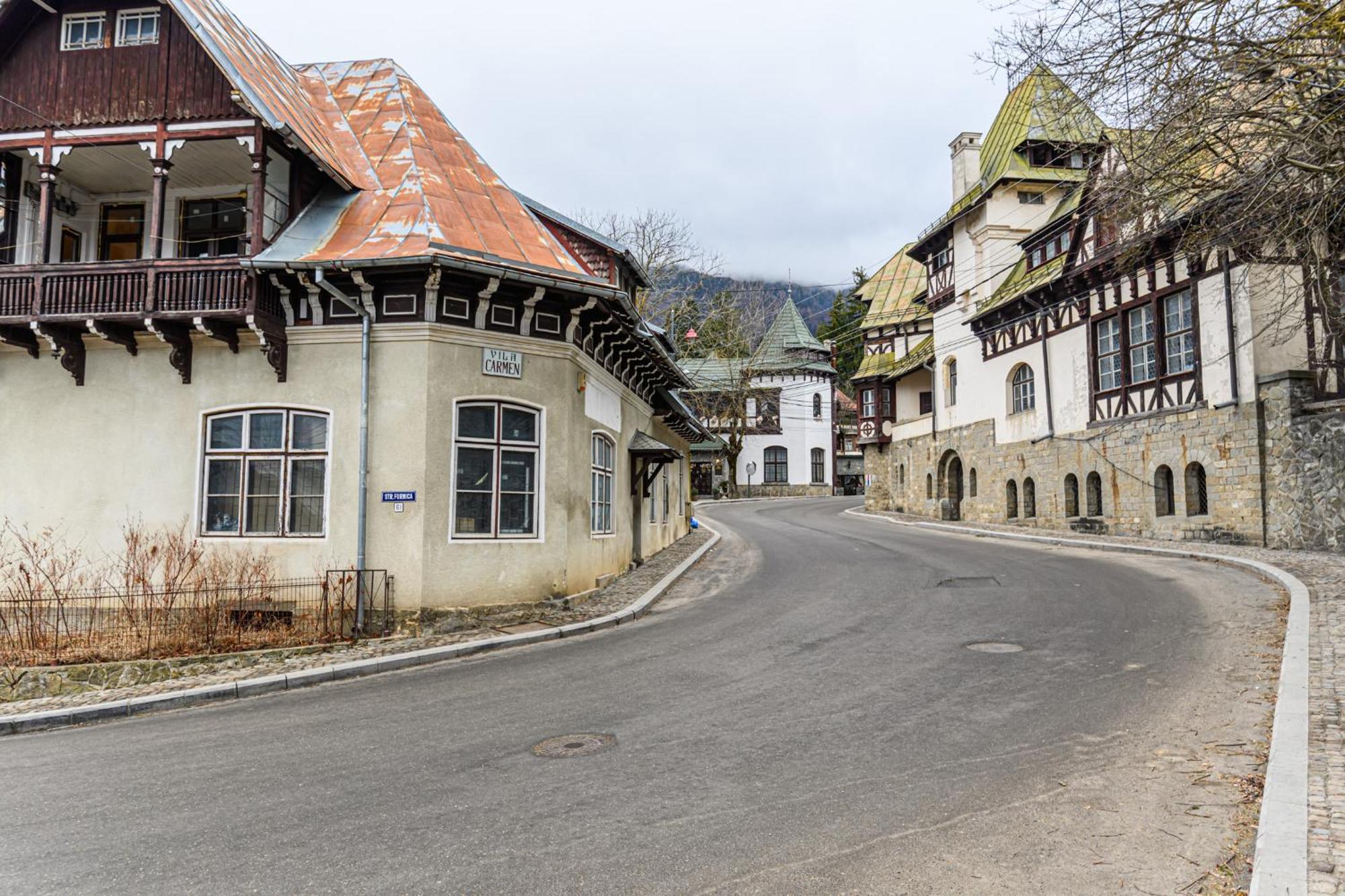 Peles Castle Boutique * Sinaia